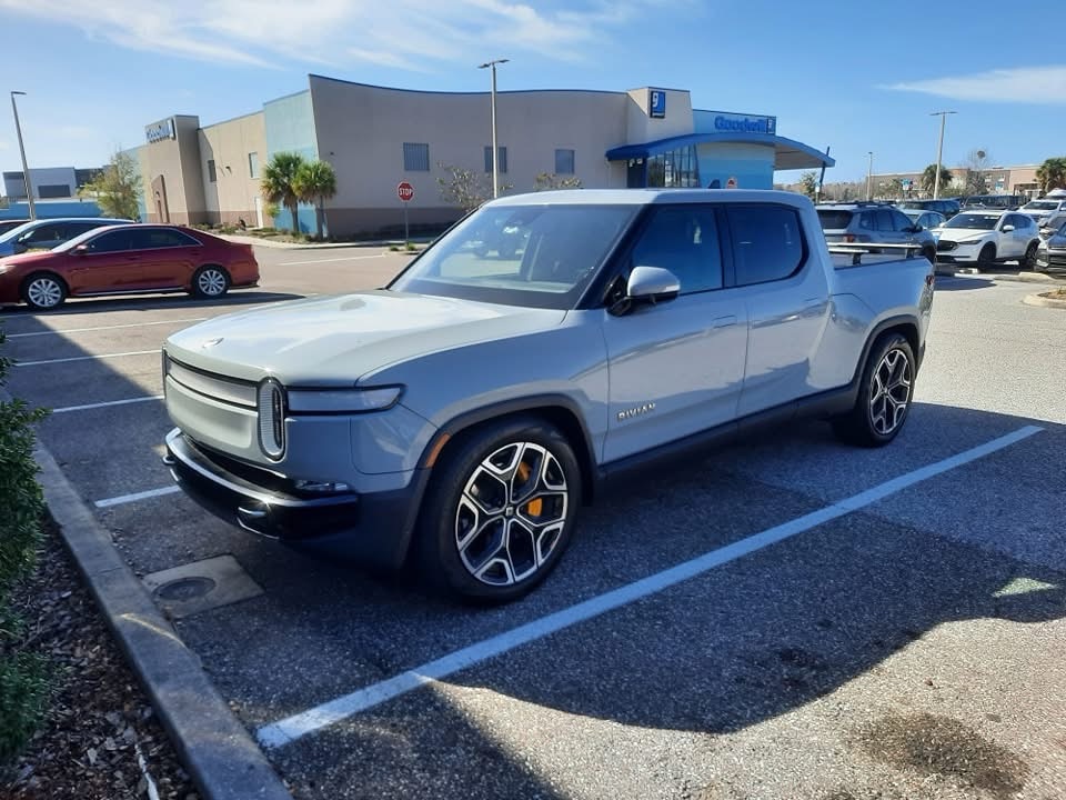 2024 Rivian R1T Spotted in Town (December 2025) – Mick Lennon ...